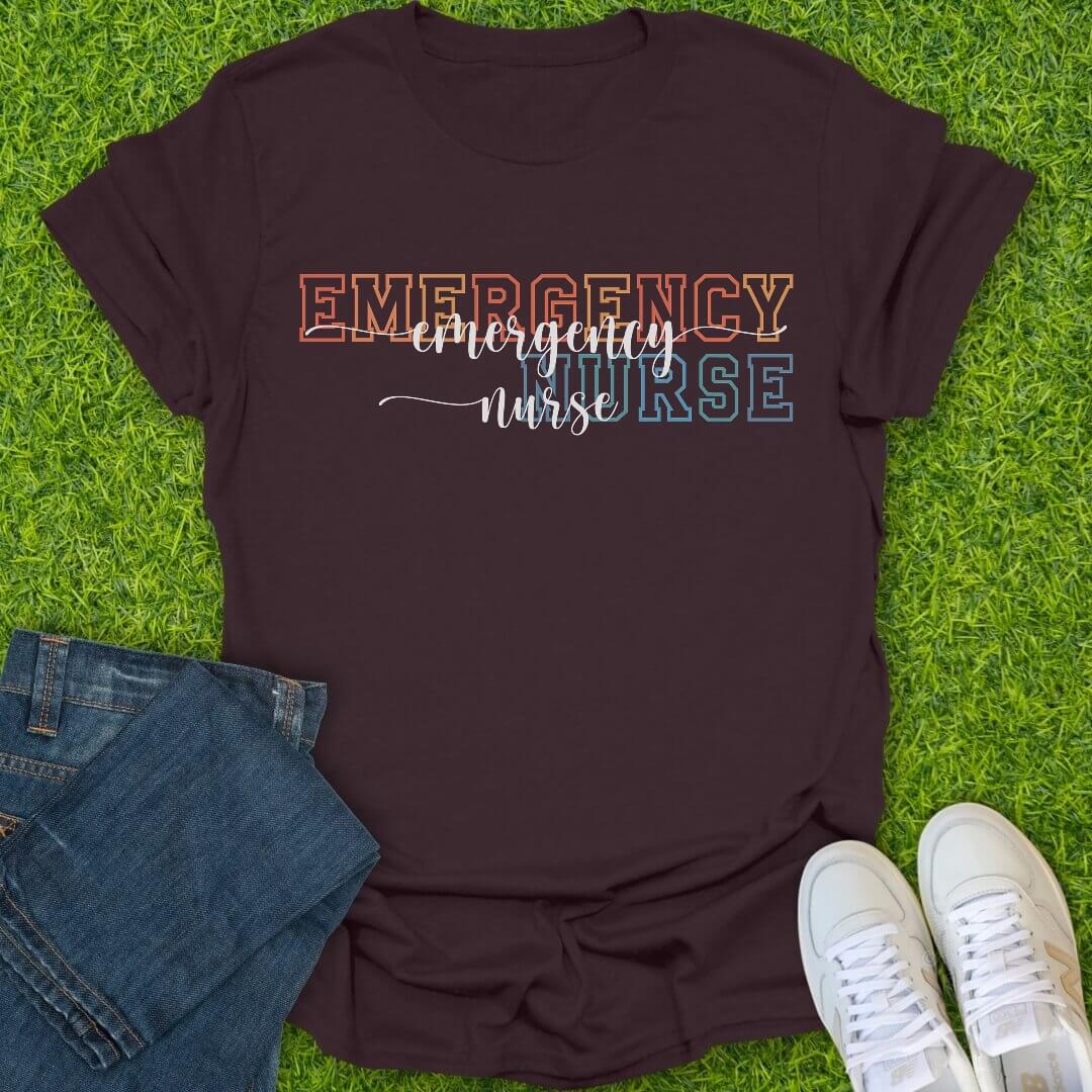 T-Shirt Dark Chocolate / S Emergency Nurse Tee
