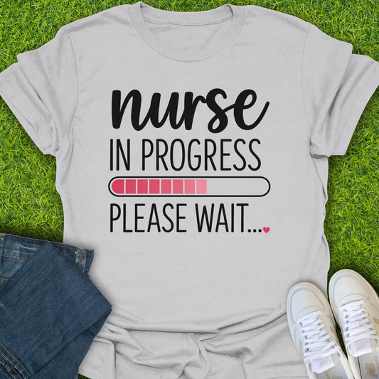 T-Shirt Ice Grey / S Nurse In Progress Tee