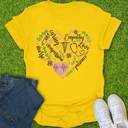 T-Shirt Daisy / S Heart of a Nurse Tee