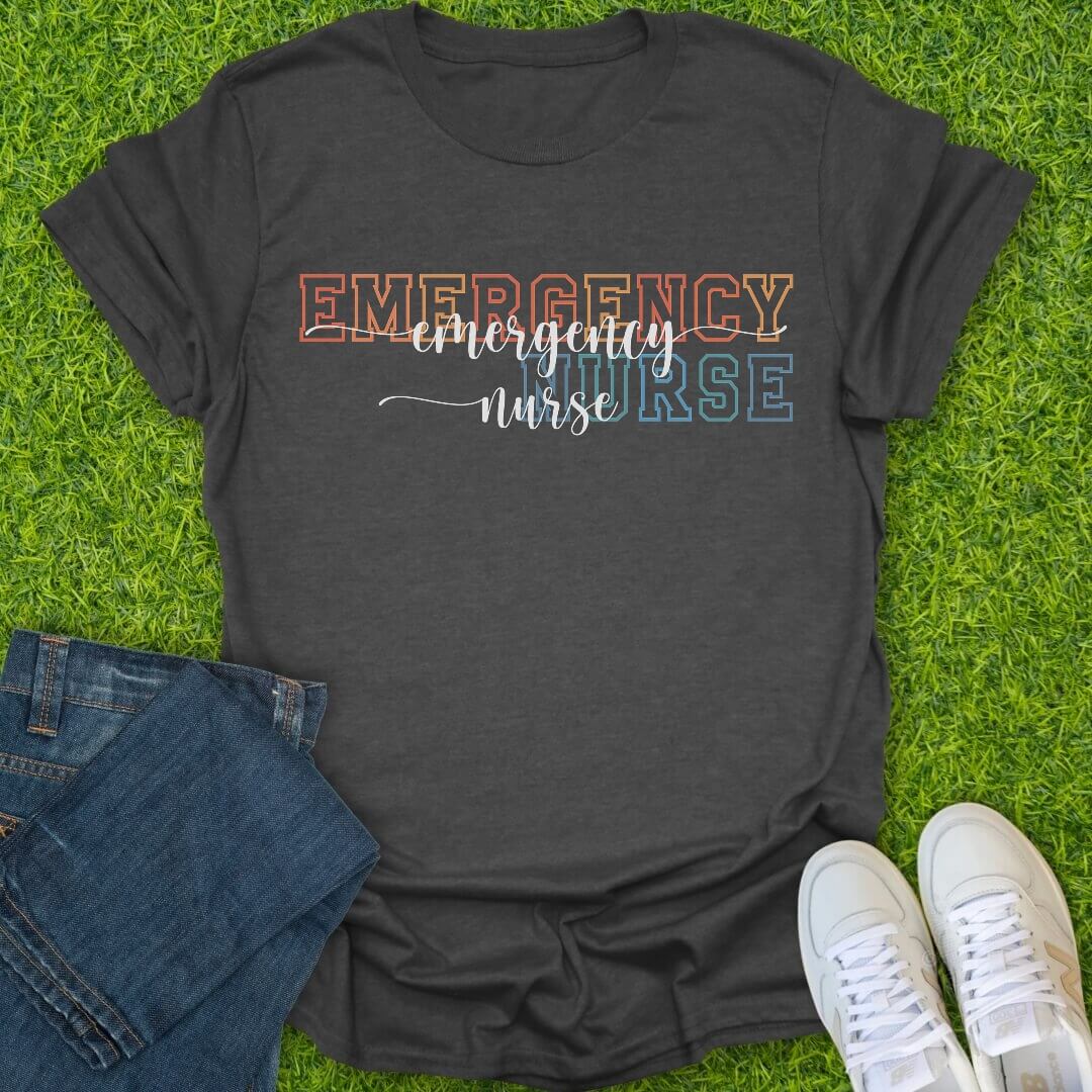 T-Shirt Dark Heather / S Emergency Nurse Tee