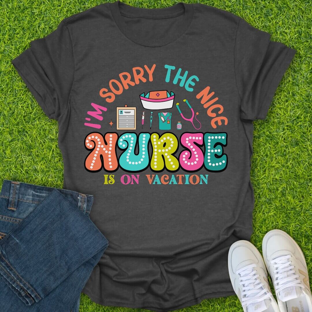 T-Shirt Dark Heather / S On Vacation Tee