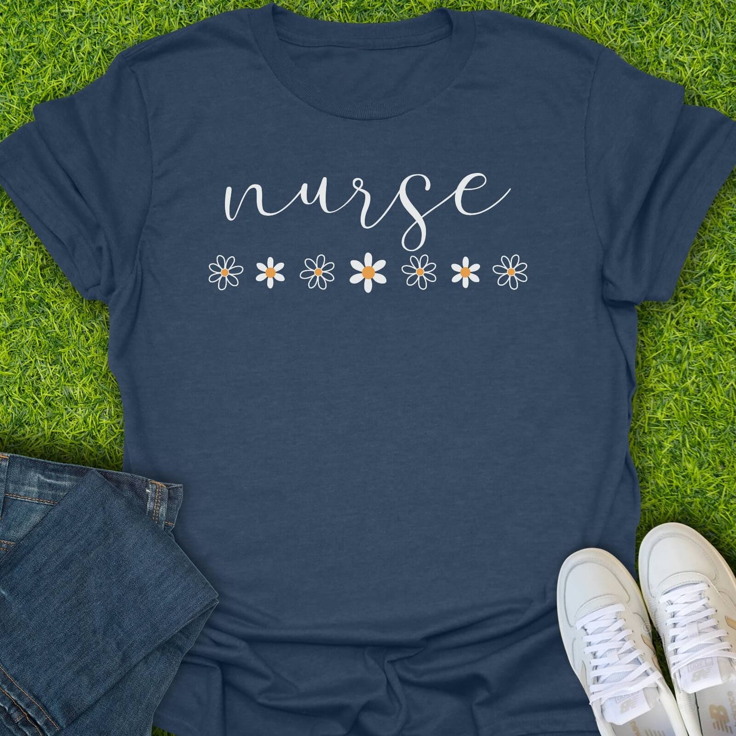 T-Shirt Heather Navy / S The Daisy Nurse Tee