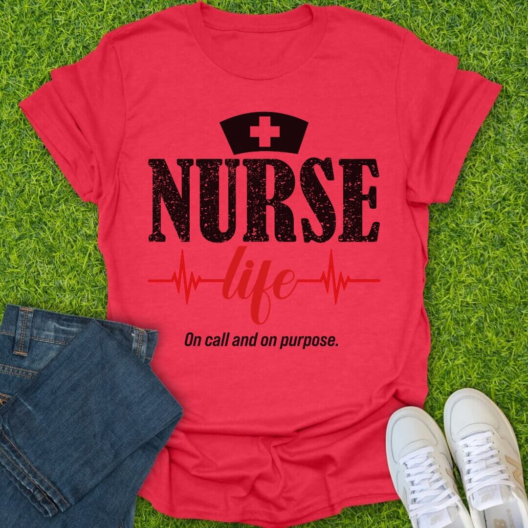 T-Shirt Heather Red / S Nurse Life With Hearbeat Tee