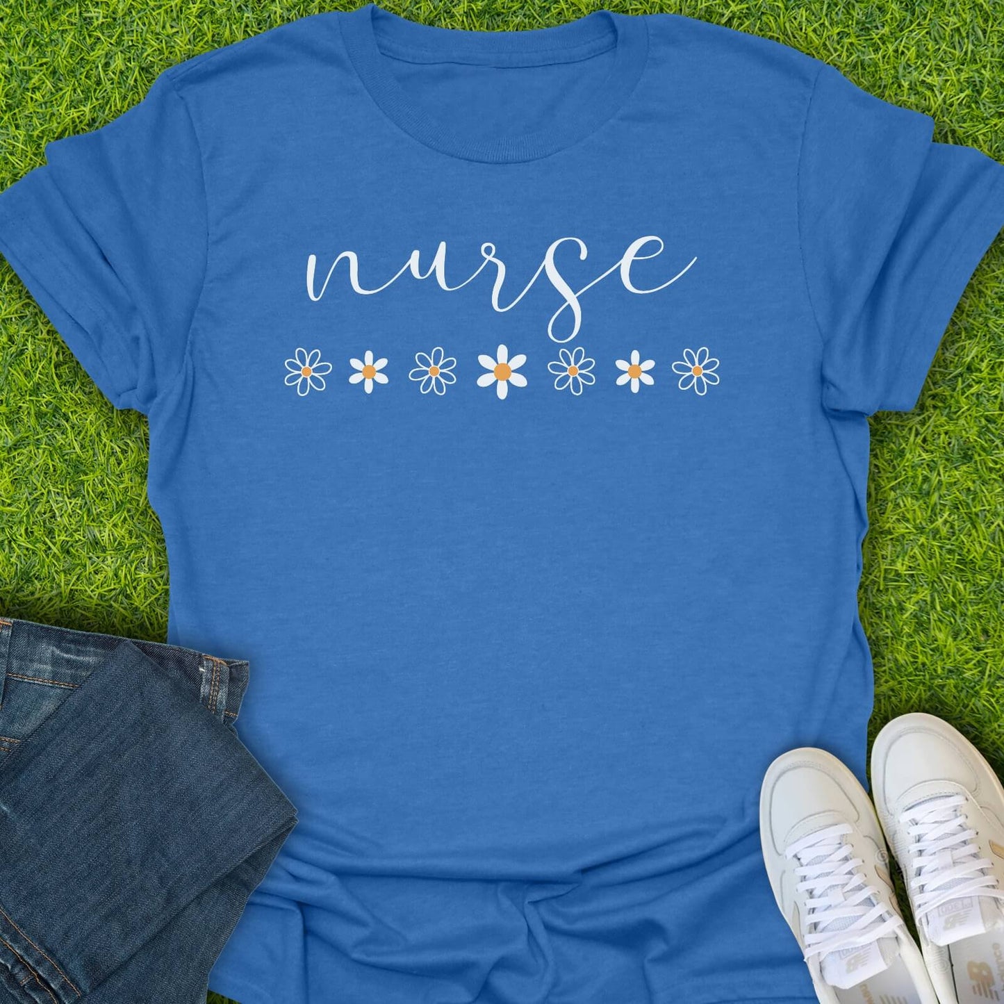 T-Shirt Heather Royal / S The Daisy Nurse Tee
