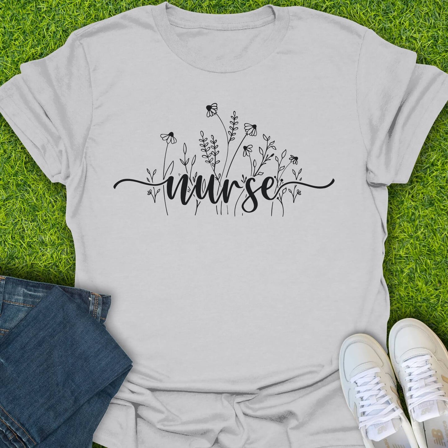 T-Shirt Ice Grey / S Floral Script Nurse Tee