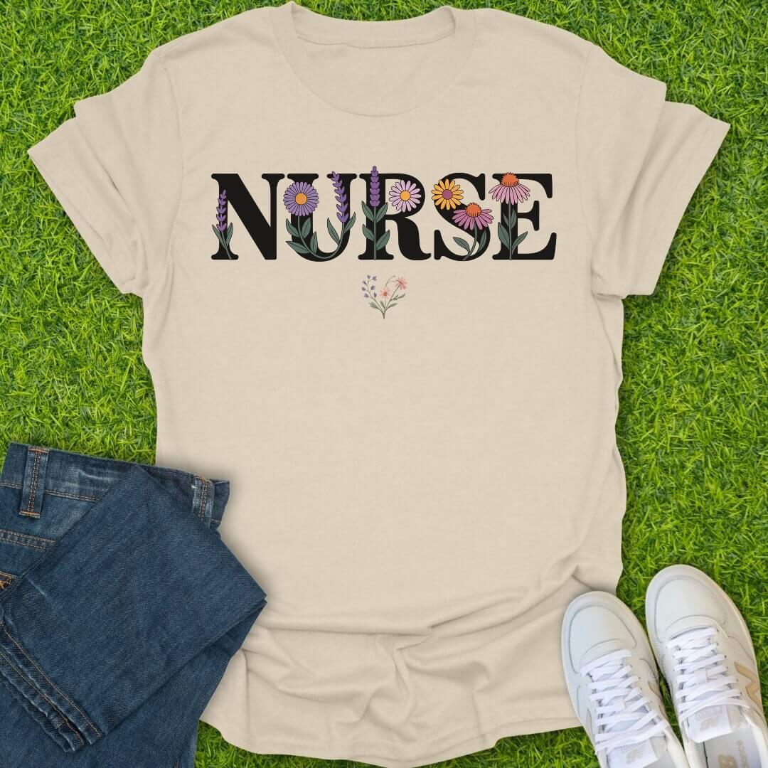 T-Shirt Natural / S Floral Nurse Tee
