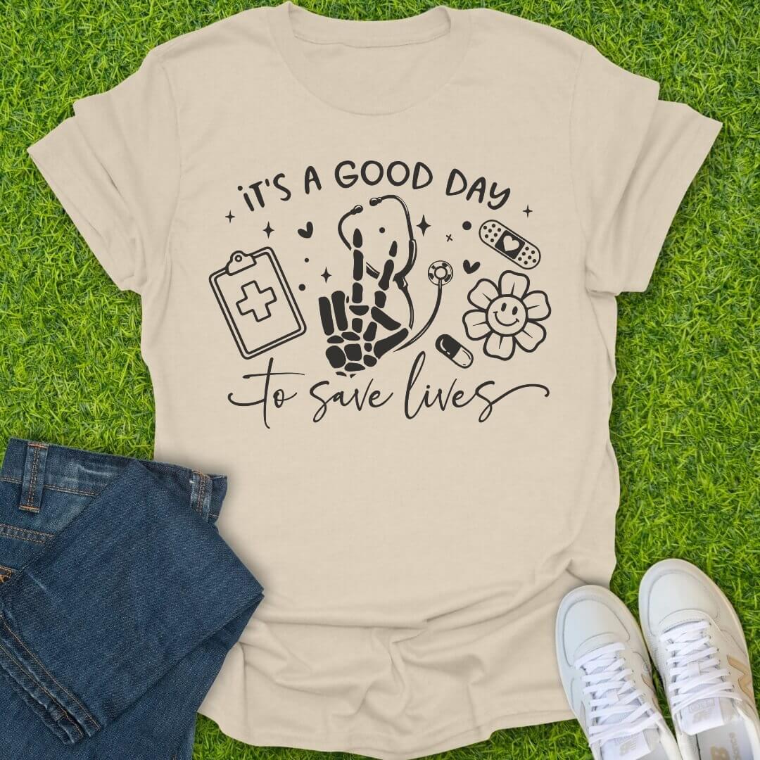 T-Shirt Natural / S Good Bones Better Days Tee