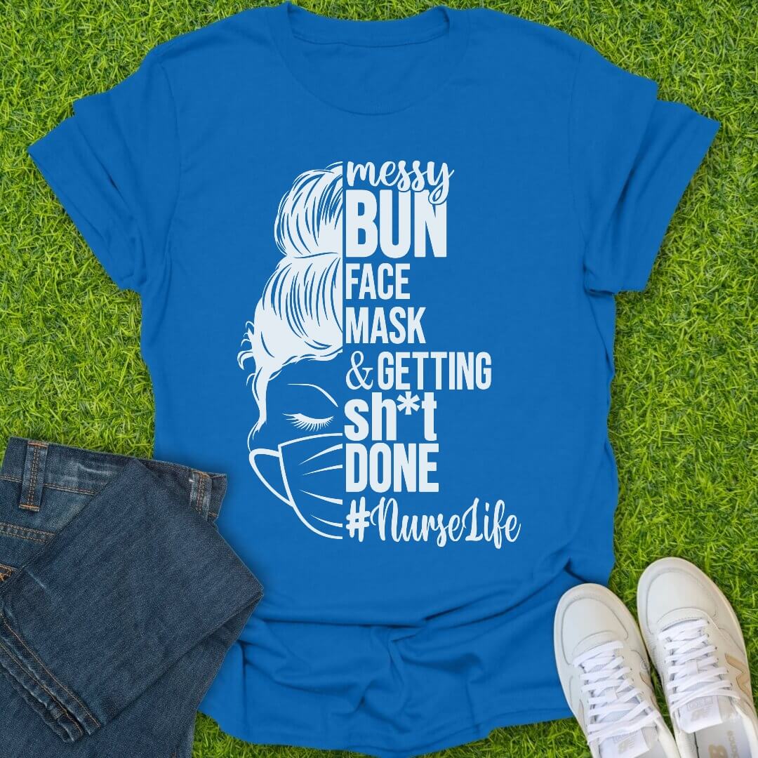T-Shirt Royal / S Messy Bun Nurse Tee